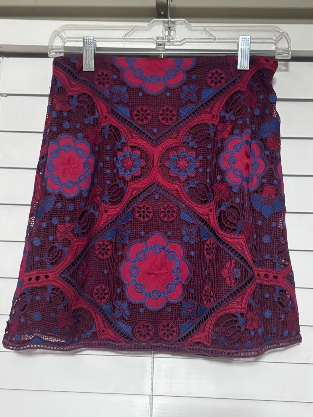 Umgee USA Floral Lace Embroidered Mini Skirt Size Small Maroon Red Blue Boho